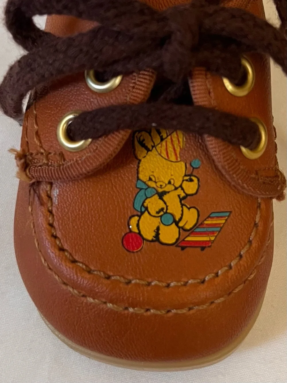 Vintage Magic Mates Teddy Bear Baby Shoes Size 1